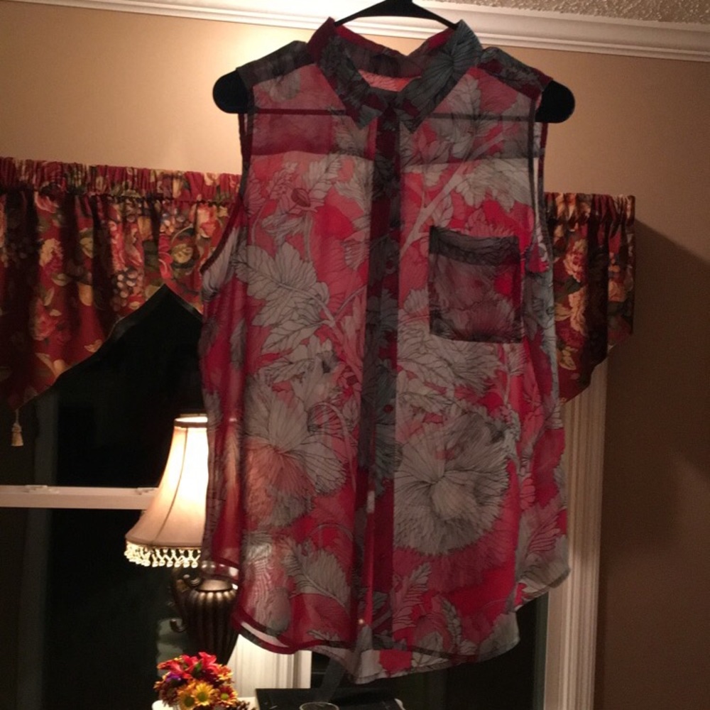 Light weight tank top almost feels like silk